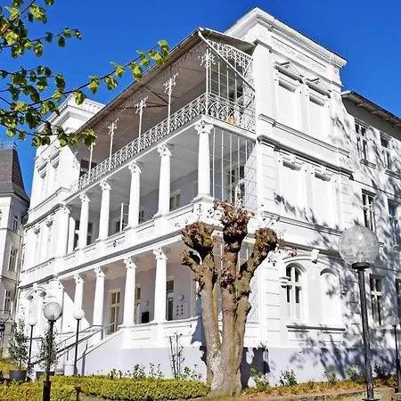 Wilhelms Im Ostseebad Sellin (Rugen)